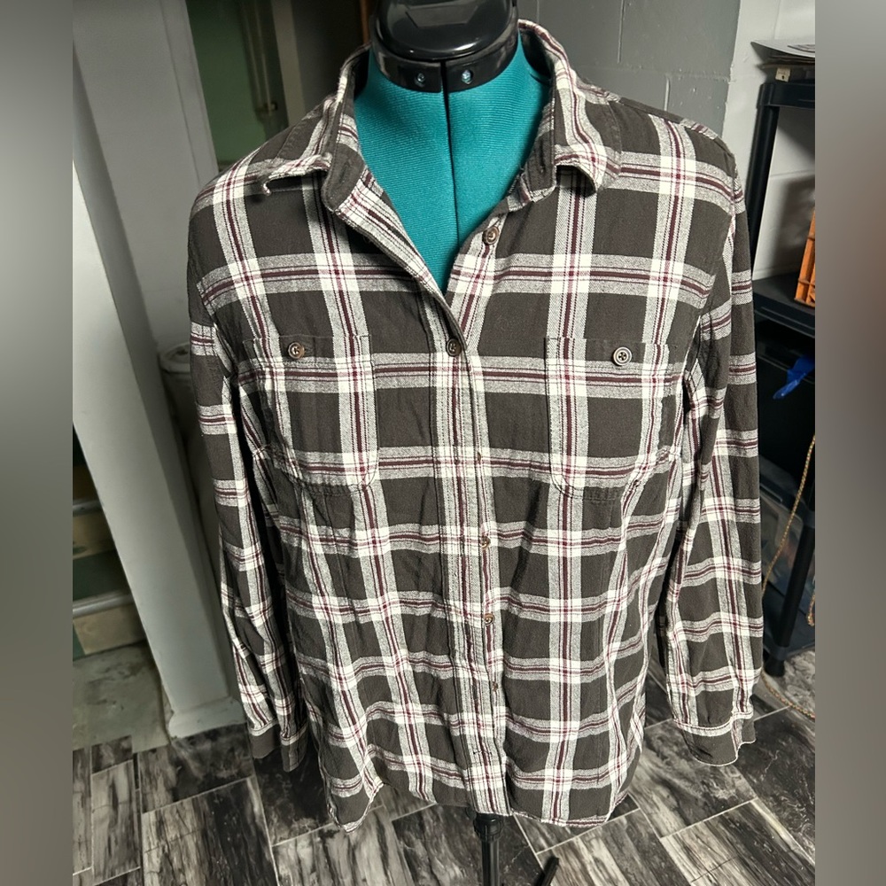 Duluth Trading Brown Maroon Plaid Shirt Womens Size Large